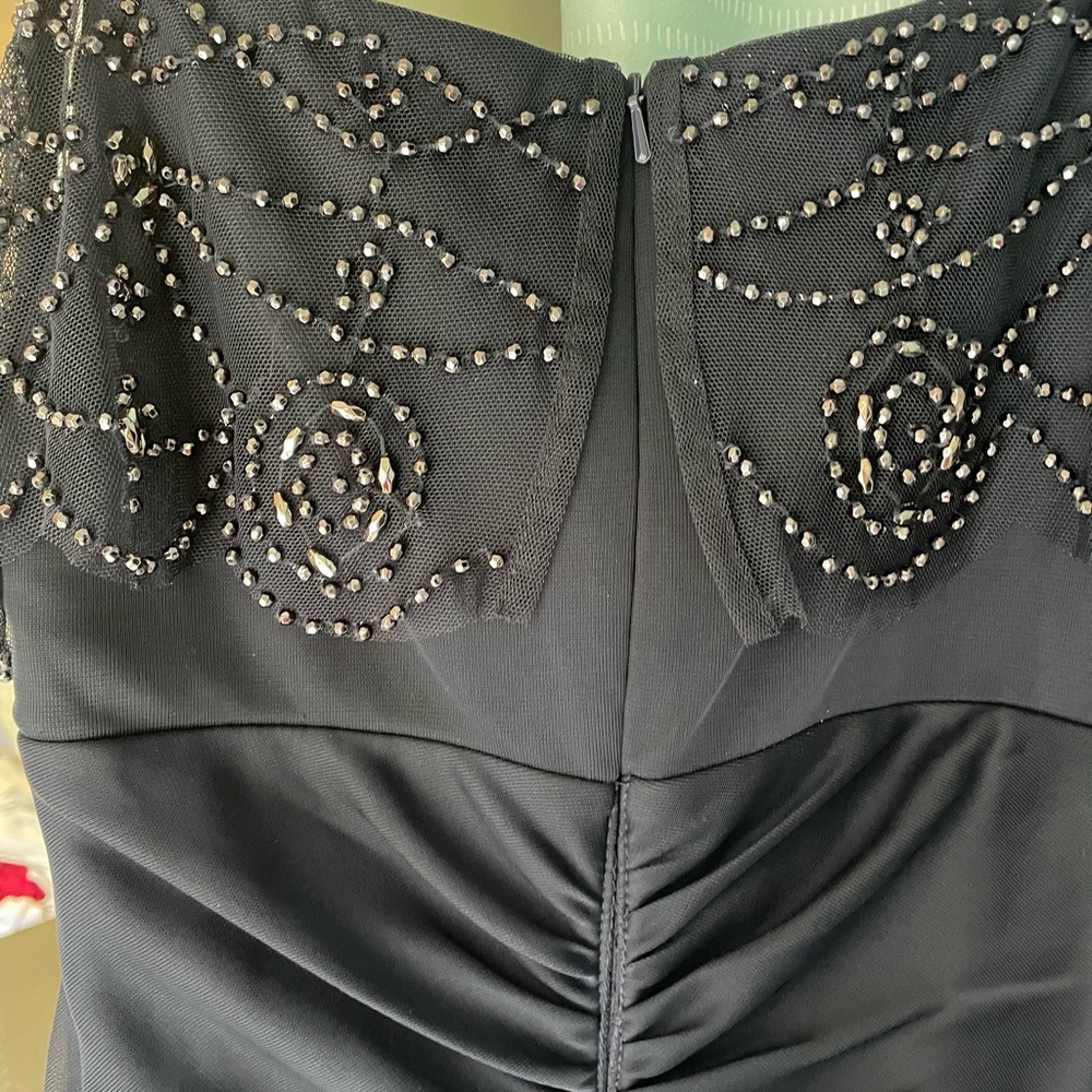 Xscape Evening Gown- navy blue 6P